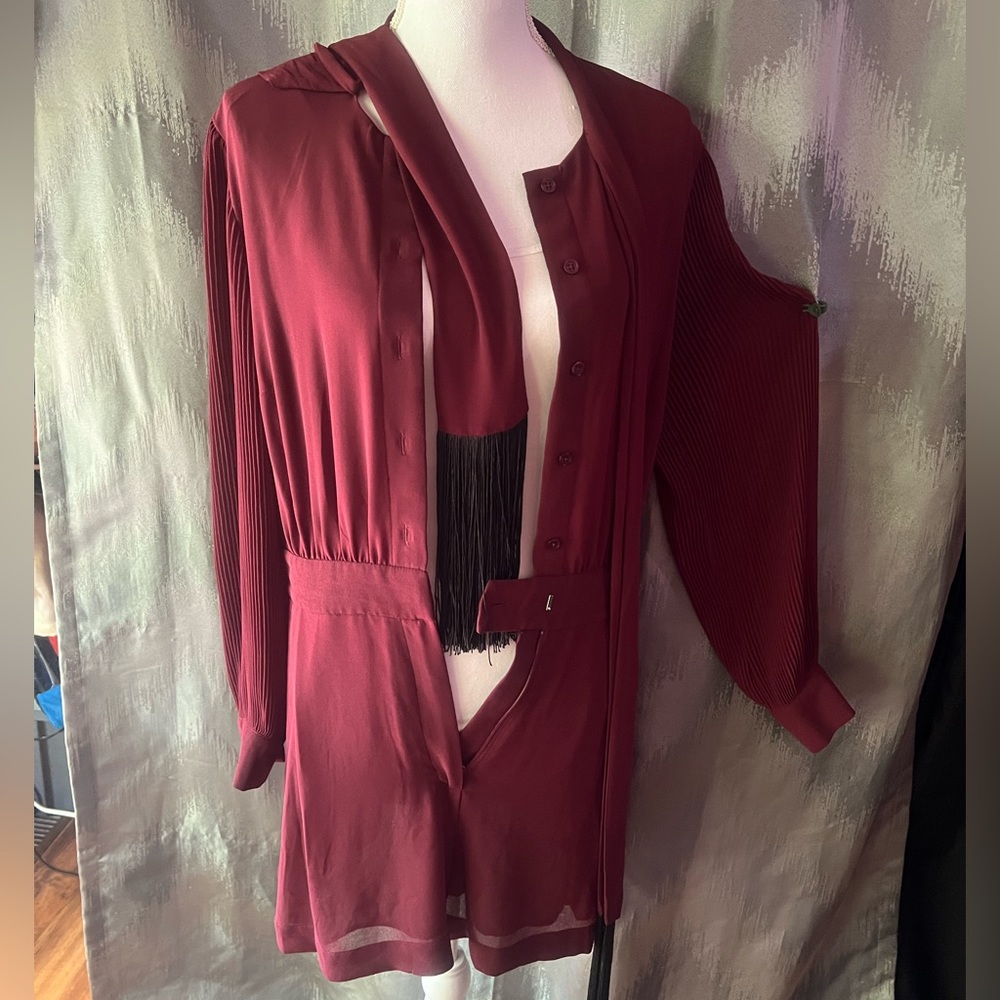 Michael Kors Beautiful burgundy color jumpsuit with cute design. Very cute S10 - Picture 5 of 14